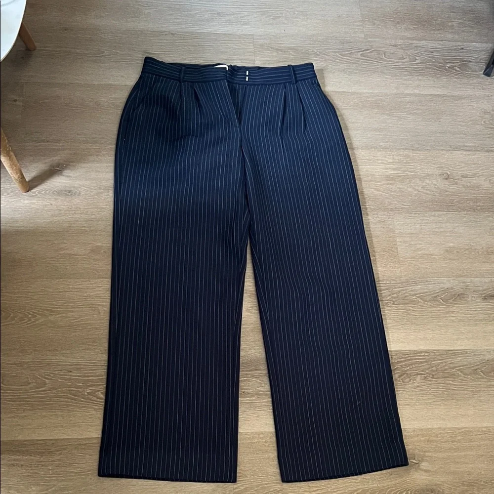 Abercrombie & Fitch Pin Striped Navy Trousers - CURVE LOVE - Picture 1 of 3